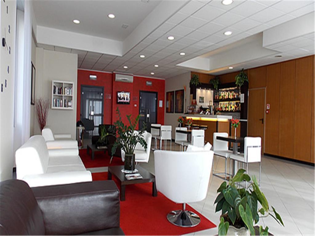 Hotel David Sesto Calende Exterior photo